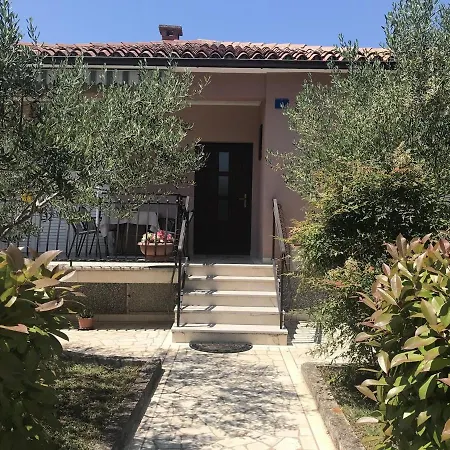 7126a Διαμέρισμα *