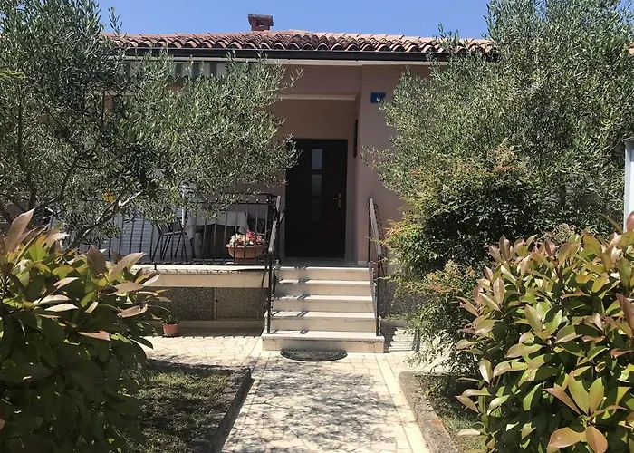 7126a Διαμέρισμα *